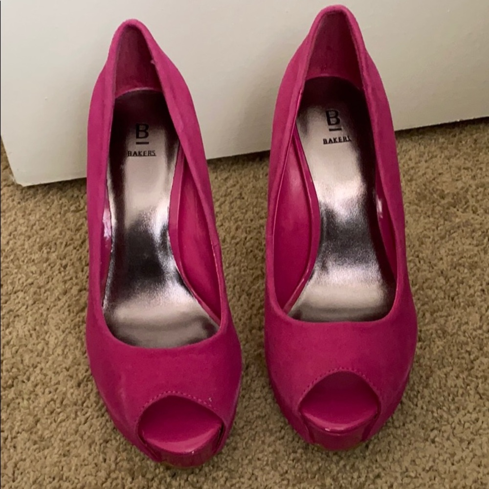 Bakers Peep-toe Davey Platform Pumps